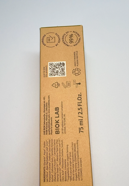 Pasta dental ecodenta de semillas de cañamo, reduce sensibilidad, formación de placa, fortalece los dientes